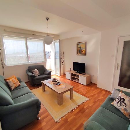 Charming & Spacious 2 Bedroom Apartment With A Gorgeous 8Th-Floor View 奥赫里德 外观 照片