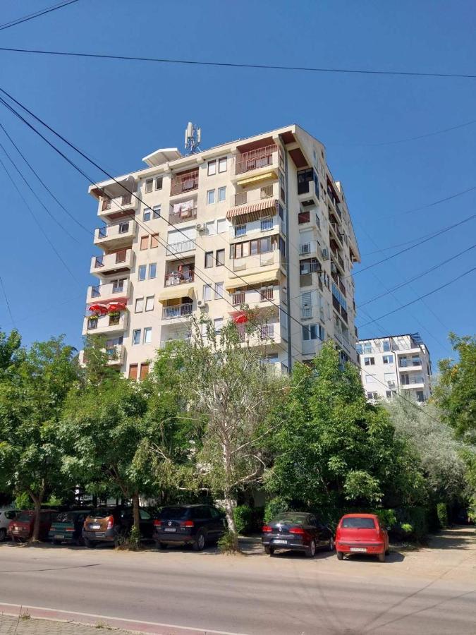Charming & Spacious 2 Bedroom Apartment With A Gorgeous 8Th-Floor View 奥赫里德 外观 照片